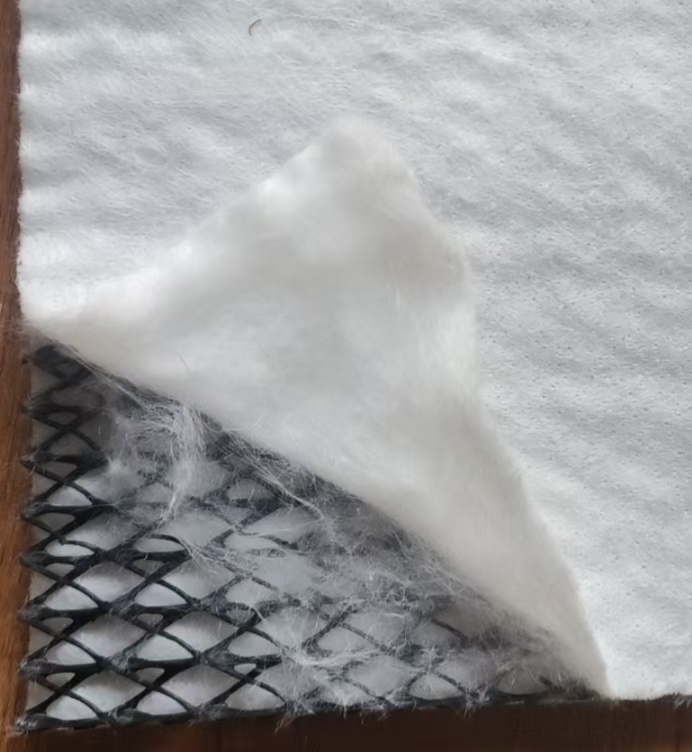 復(fù)合排水網(wǎng)的作用和特點